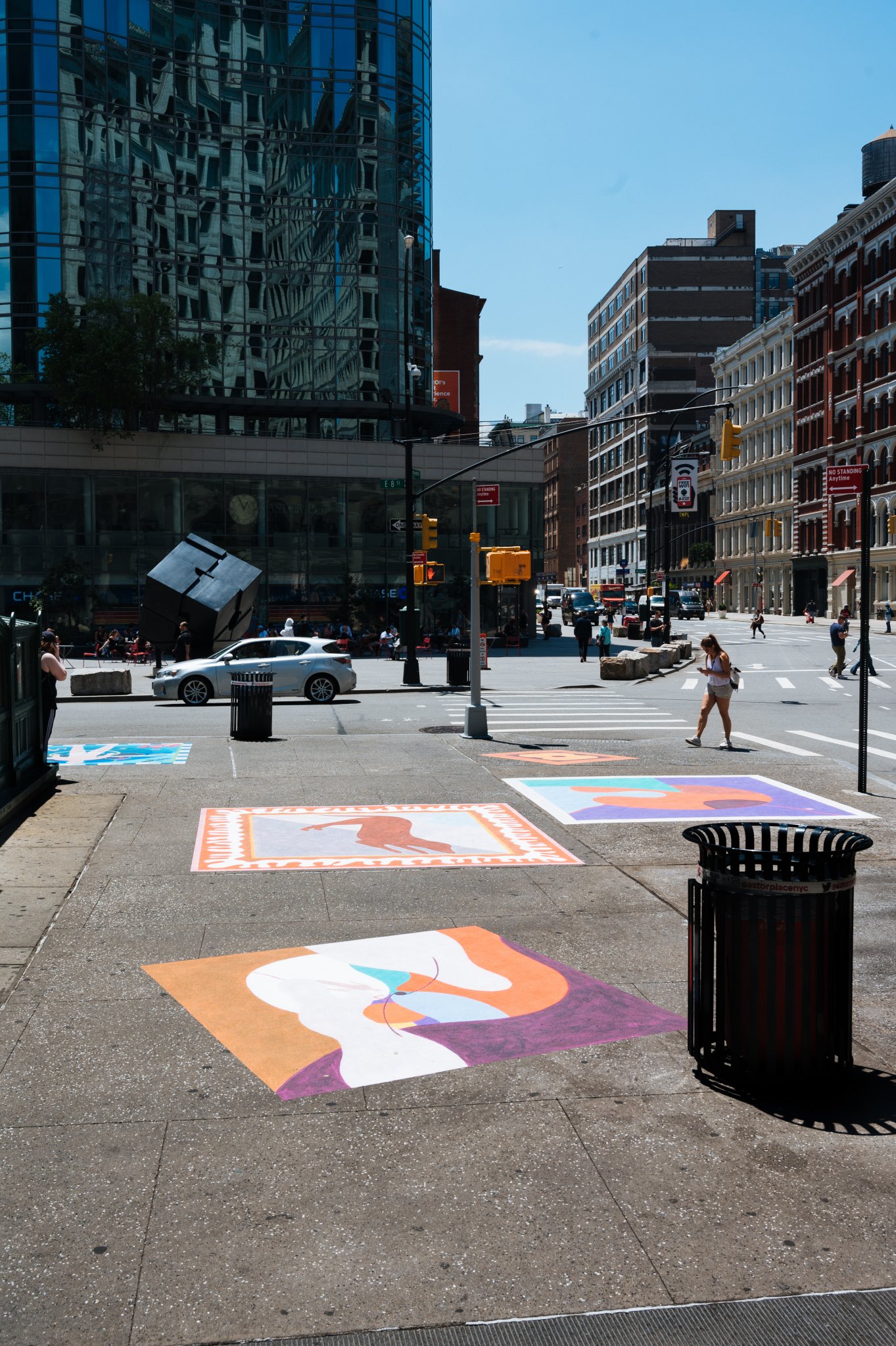 Rodrigo Hernández: I am a stranger and I am Moving DOT Astor Place